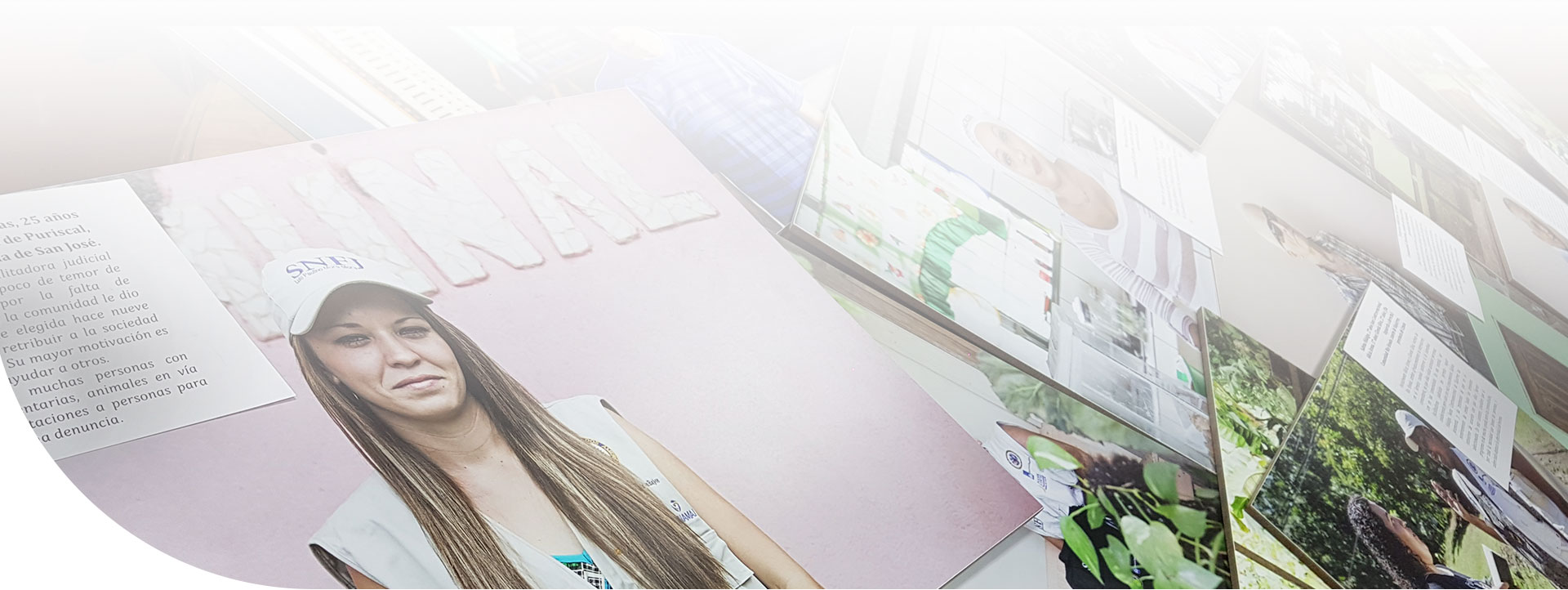 collage de varias fotografías, la principal es de una mujer facilitadora judicial